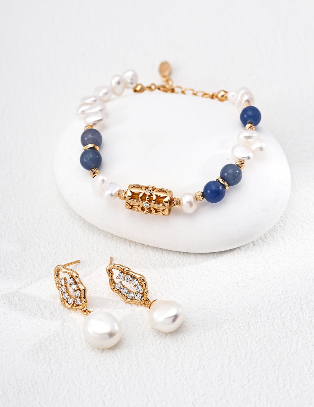 Slow Sweet · Honeycomb Pearl & Zirconia Earrings