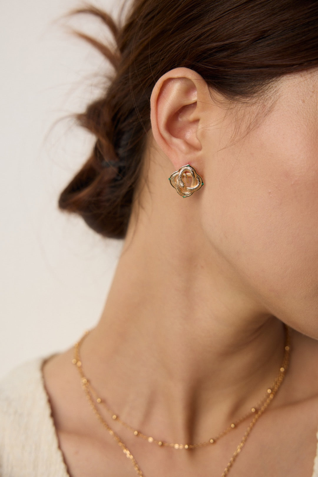 Worth of Green · Vintage Zirconia Silver Earrings