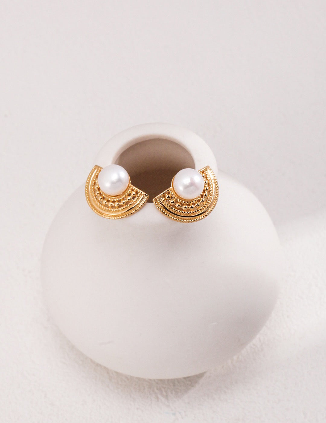 In the Pocket · Classic Pearl Drop Silver Earrings