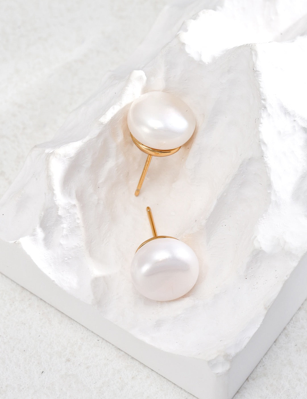 Marked by Nature · Flat Pearl Silver Stud Earrings