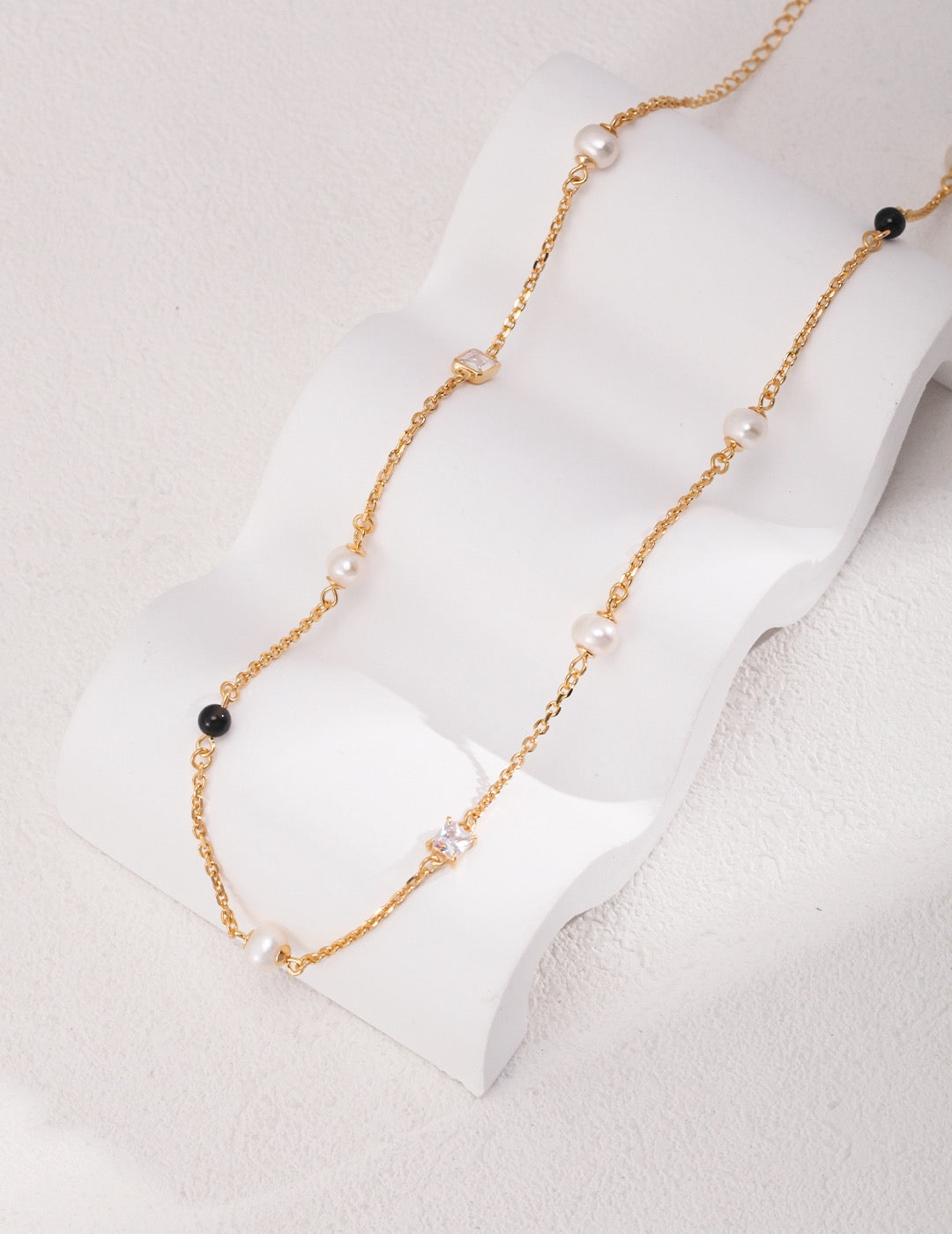 Ten Years In · Natural Pearl & Agate Silver Necklace